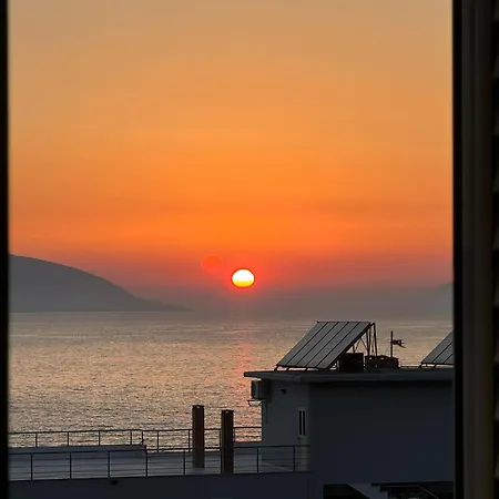 Lägenhet Roi Apartament