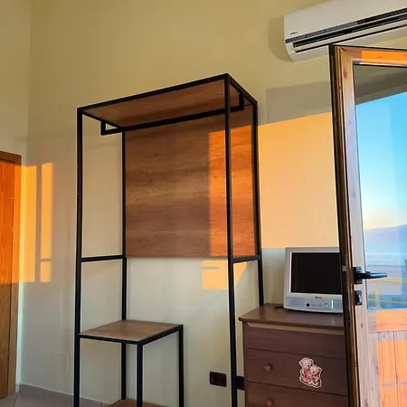 Roi Apartament Lägenhet