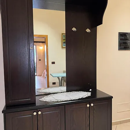 Roi Apartament