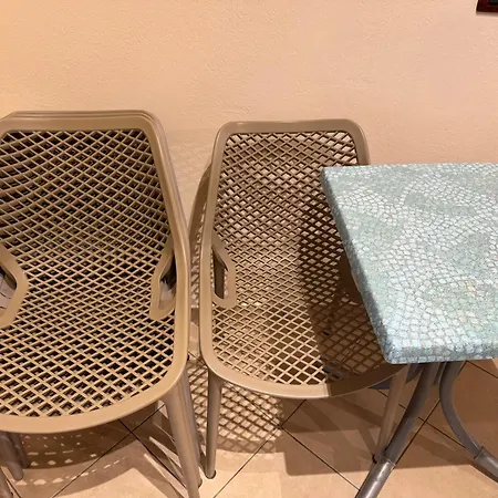 Lägenhet Roi Apartament *